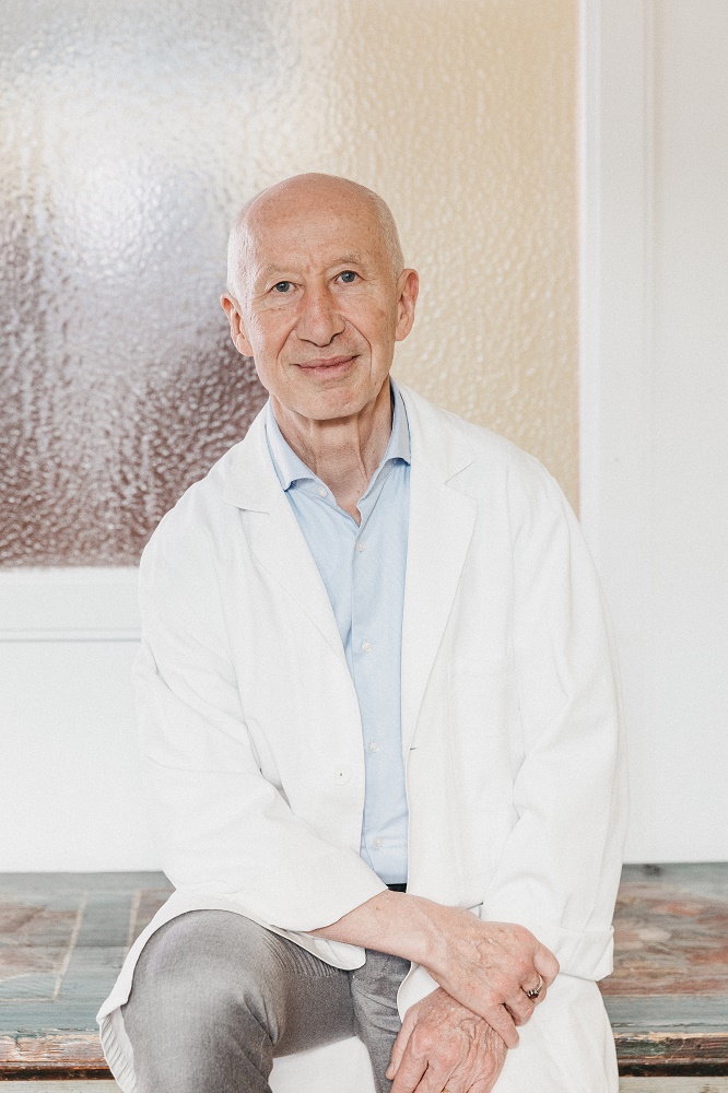  Dr. med. Wolfgang Schachinger 